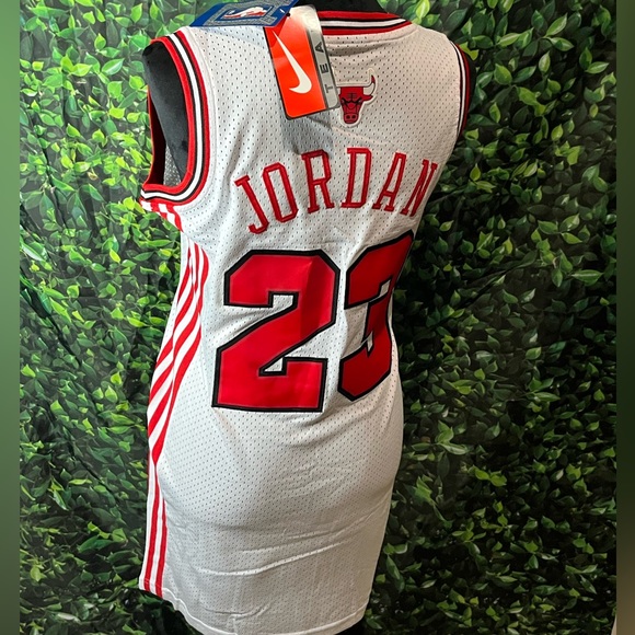 old michael jordan jersey